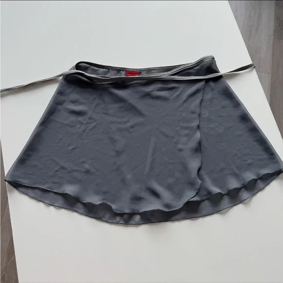Yumiko Ballet Wrap Skirts - Picture 2 of 2